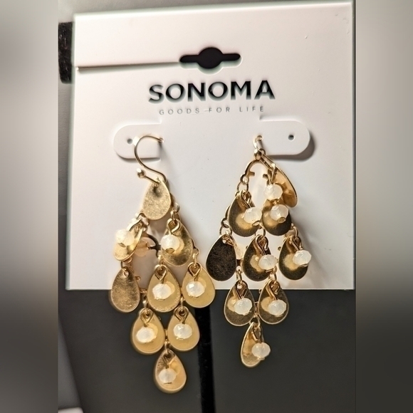 Sonoma Brand Earrings In Gold With Tiny BeadsNwt 7$